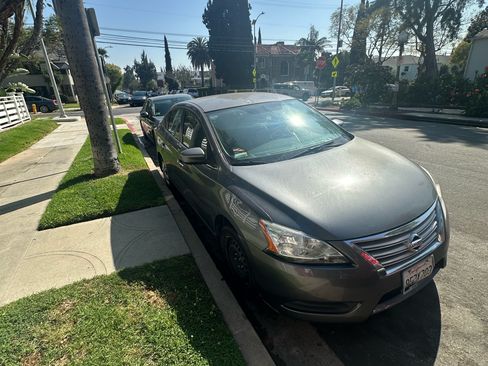 Used 2015 Nissan Sentra S image 2