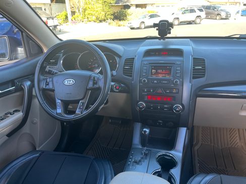 Used 2012 Kia Sorento EX AWD/4WD image 15