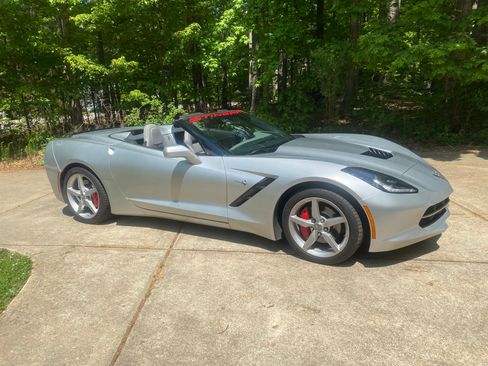 Used 2014 Chevrolet Corvette Stingray Convertible w/ 3LT Preferred Equipment Group image 4