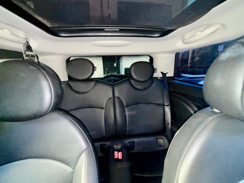 Used 2012 MINI Cooper S image 10