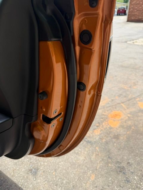 Used 2004 Nissan 350Z Performance w/ Cargo Convenience Pkg RWD image 24