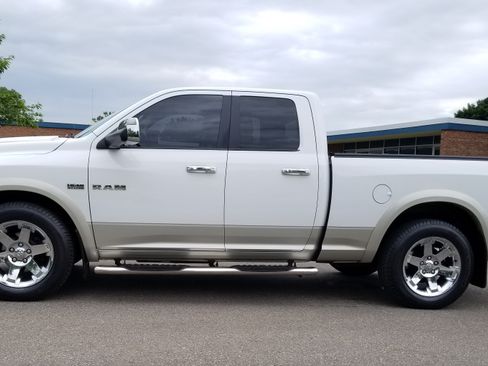 Used 2010 Dodge Ram 1500 Truck Laramie w/ Protection Group AWD/4WD image 2