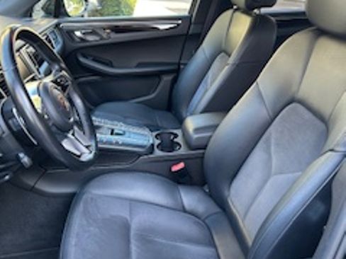 Used 2016 Porsche Macan S image 11