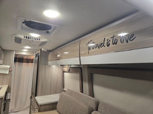 Used 2020 RAM ProMaster 3500 w/ Premium Appearance Group image 12