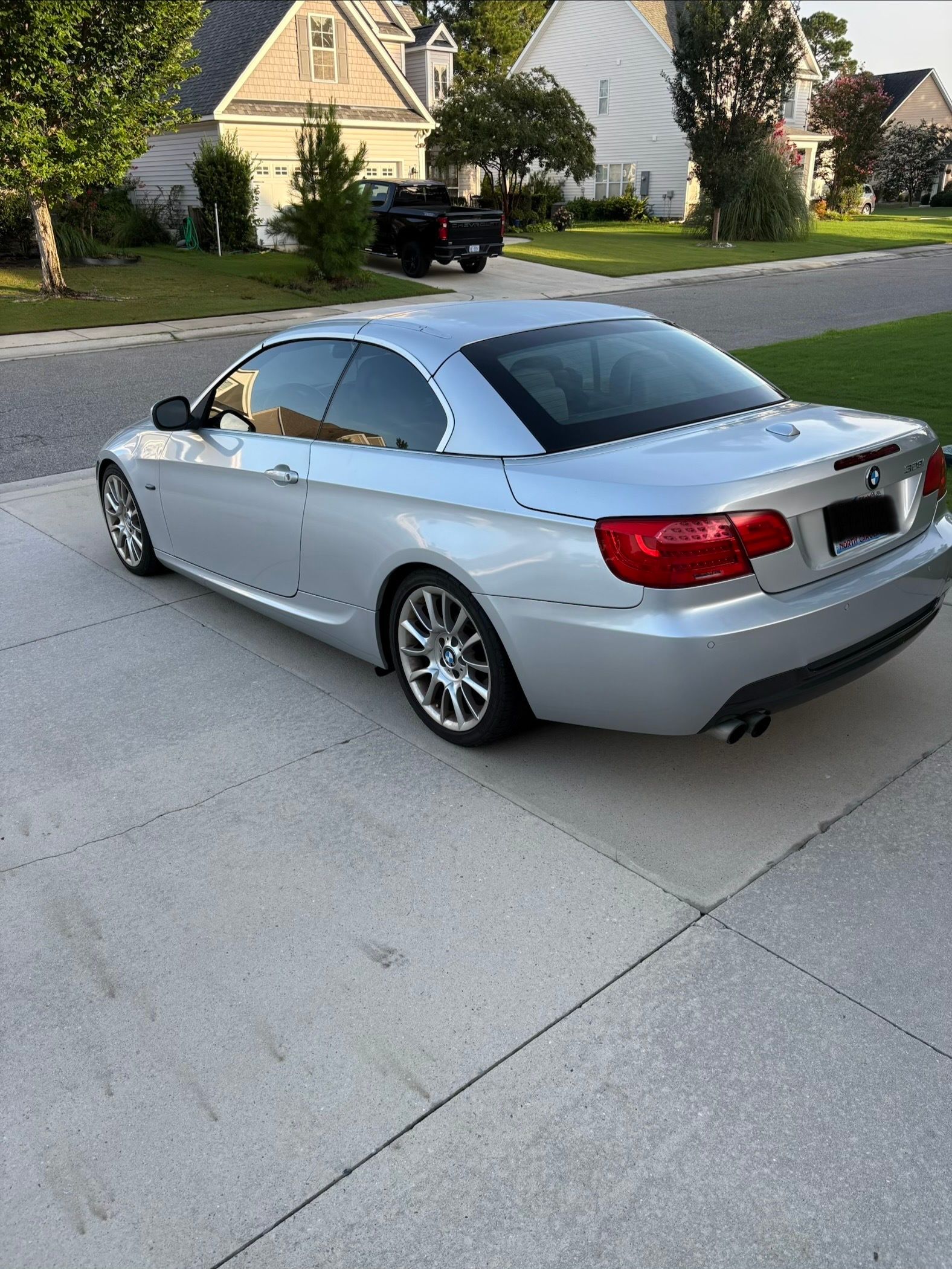 Used 2013 BMW 328i Convertible RWD image 4