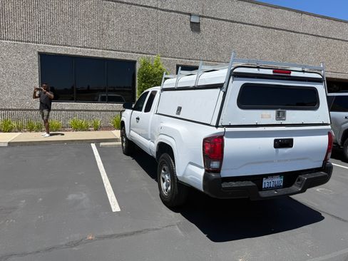 Used 2019 Toyota Tacoma SR RWD image 5