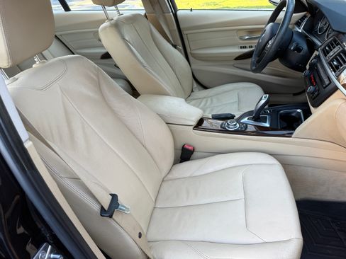 Used 2013 BMW 335i xDrive Sedan image 13