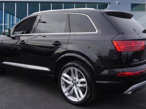 Used 2018 Audi Q7 3.0T Prestige w/ Prestige Package image 4