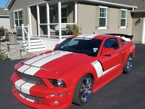 Used 2007 Ford Mustang Shelby GT500 RWD image 4
