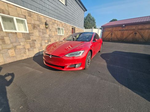 Used 2017 Tesla Model S 100D image 2
