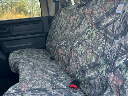 Used 2018 RAM 2500 Tradesman w/ Chrome Appearance Group image 3