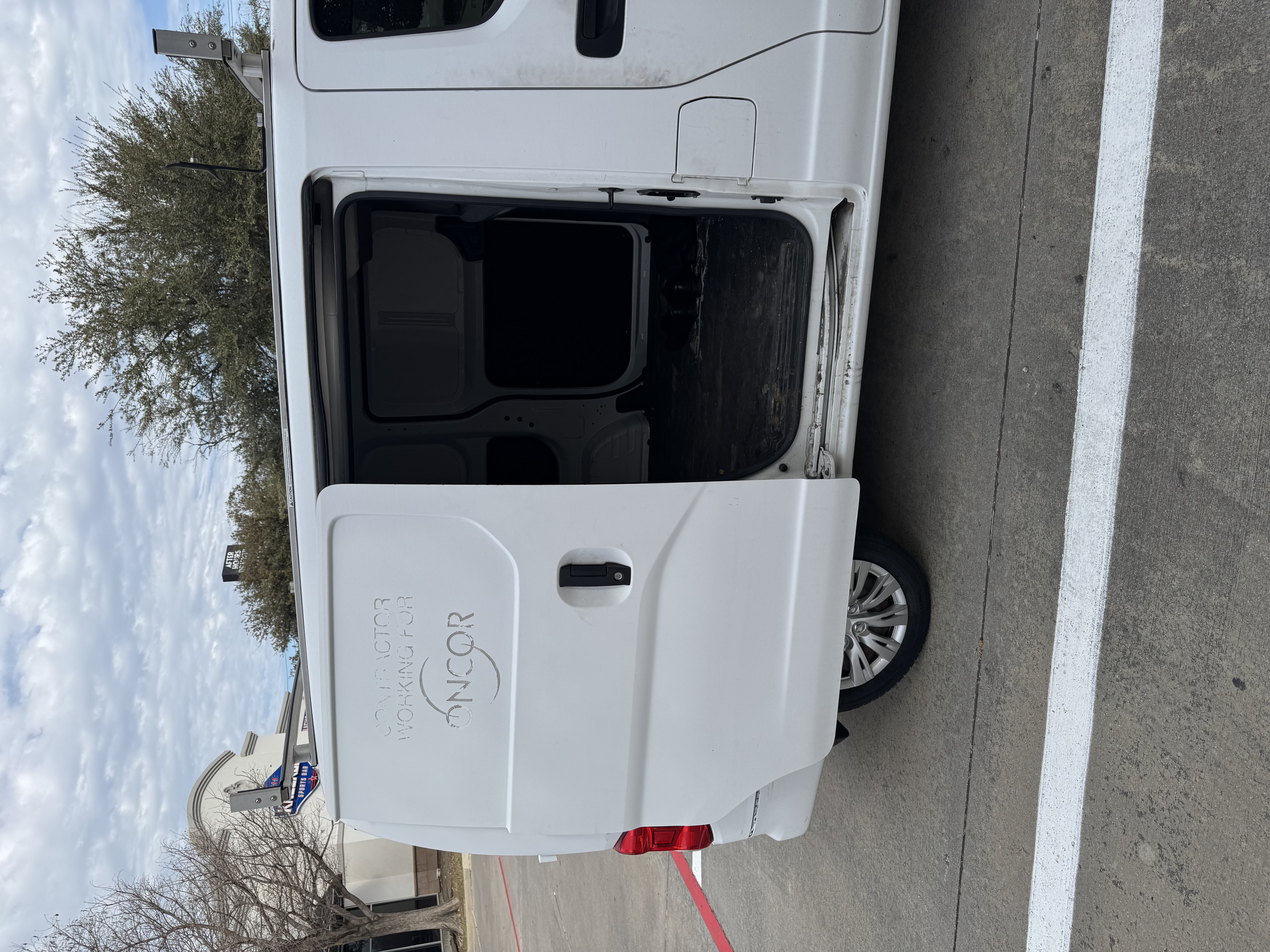 Used 2018 Nissan NV200 SV w/ Navigation Package FWD image 11