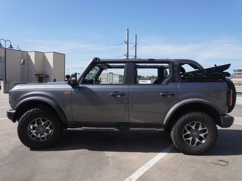 Used 2022 Ford Bronco Badlands AWD/4WD image 19