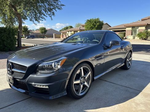 Used 2014 Mercedes-Benz SLK 55 AMG image 9