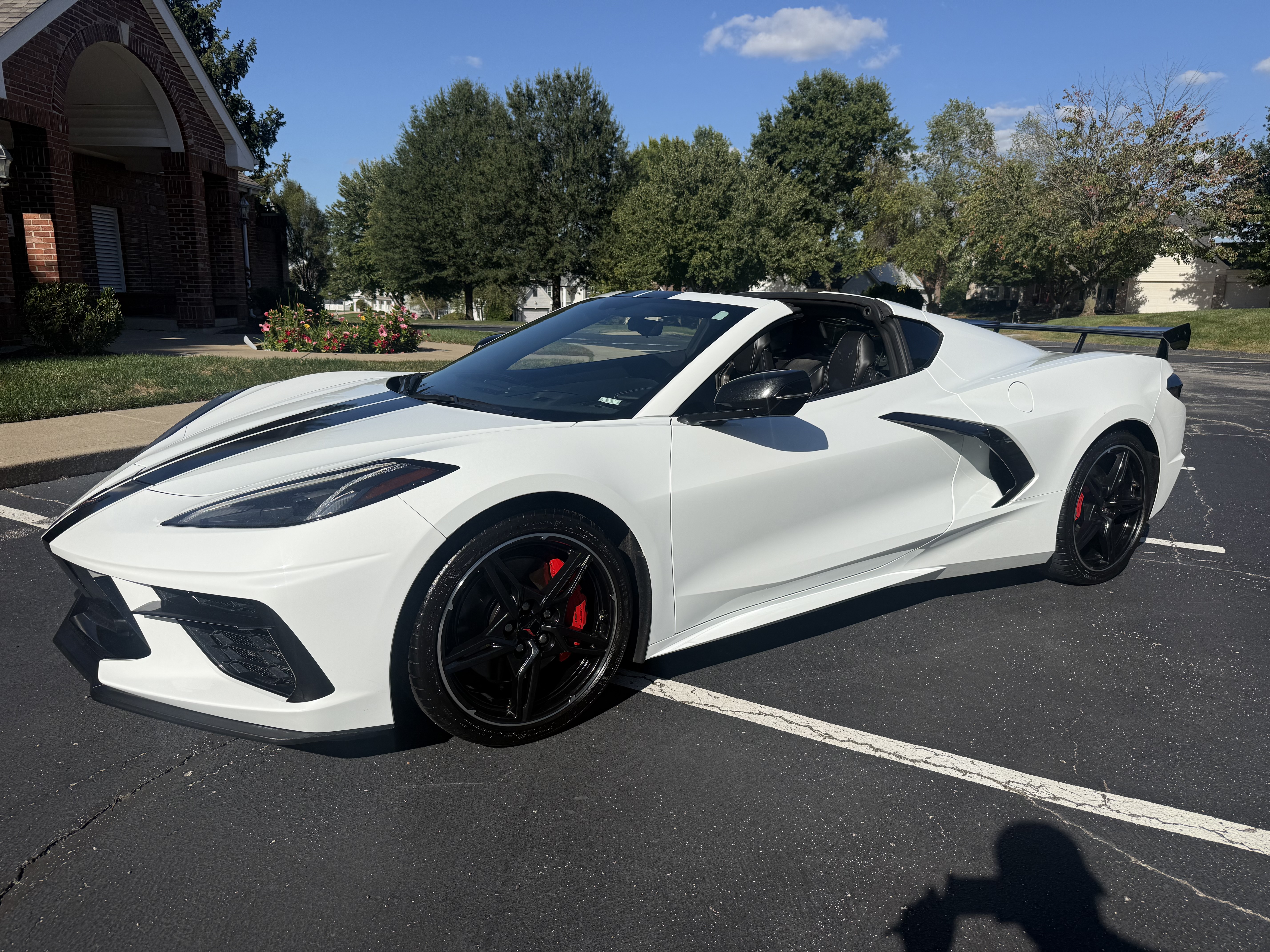Used 2020 Chevrolet Corvette Stingray Preferred Cpe w/ 2LT Preferred Equipment Group RWD image 1