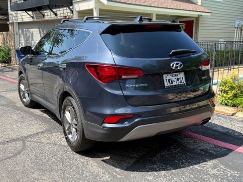Used 2017 Hyundai Santa Fe Sport FWD image 4