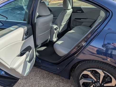 Used 2016 Honda Accord EX-L image 14