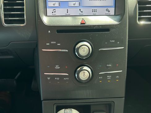 Used 2019 Ford Flex SEL w/ Equipment Group 202A AWD/4WD image 9