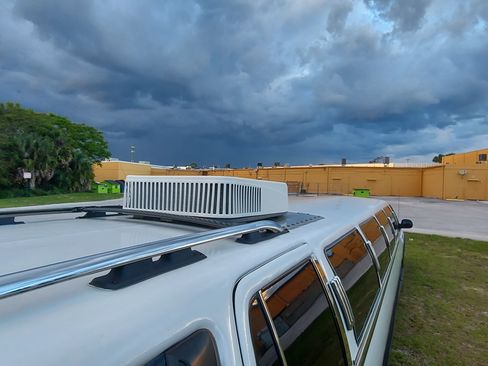 Used 1999 Lincoln Navigator 2WD image 6