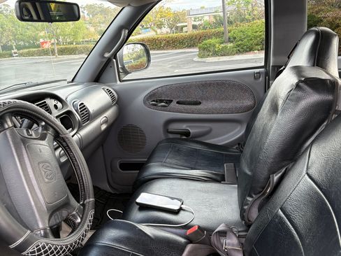 Used 2002 Dodge Ram 2500 Truck 4x4 Quad Cab image 8