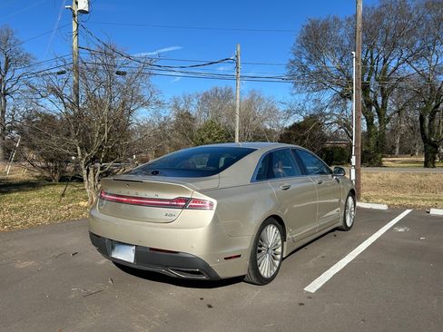 Used 2017 Lincoln MKZ Reserve w/ Technology Package image 8