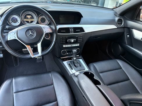 Used 2013 Mercedes-Benz C 250 Sedan image 8
