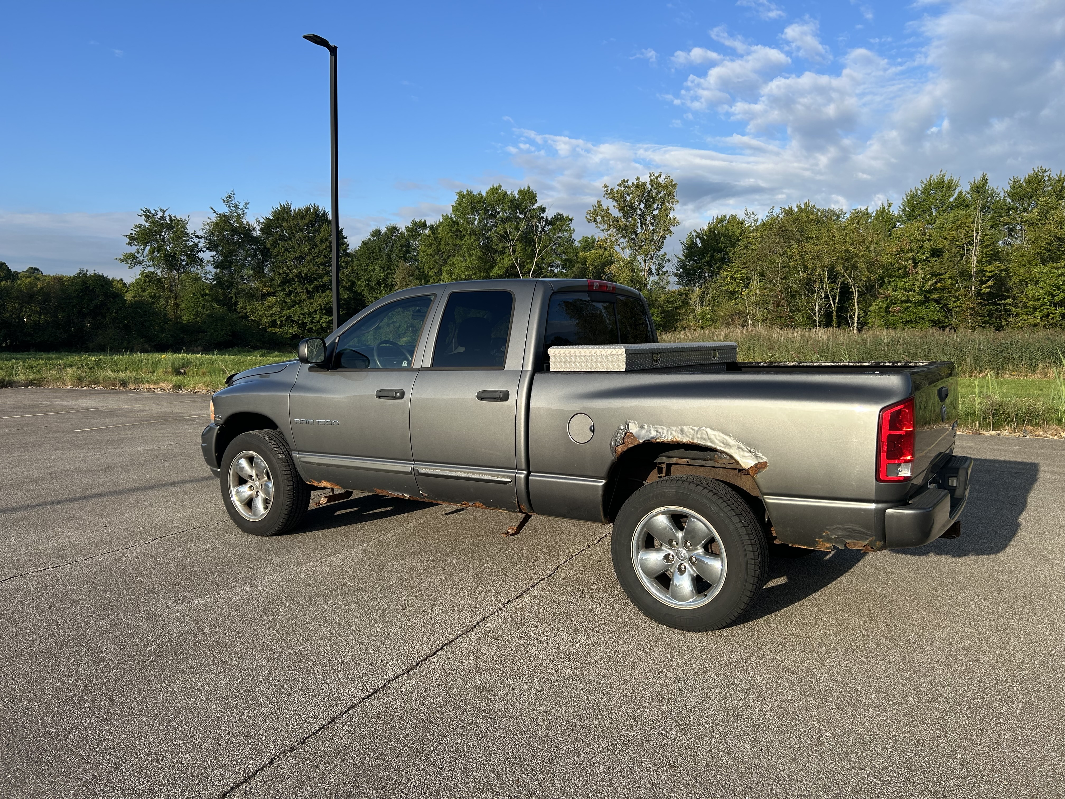 Used 2005 Dodge Ram 1500 Truck SLT w/ Quad Cab Big Horn Value Group AWD/4WD image 1