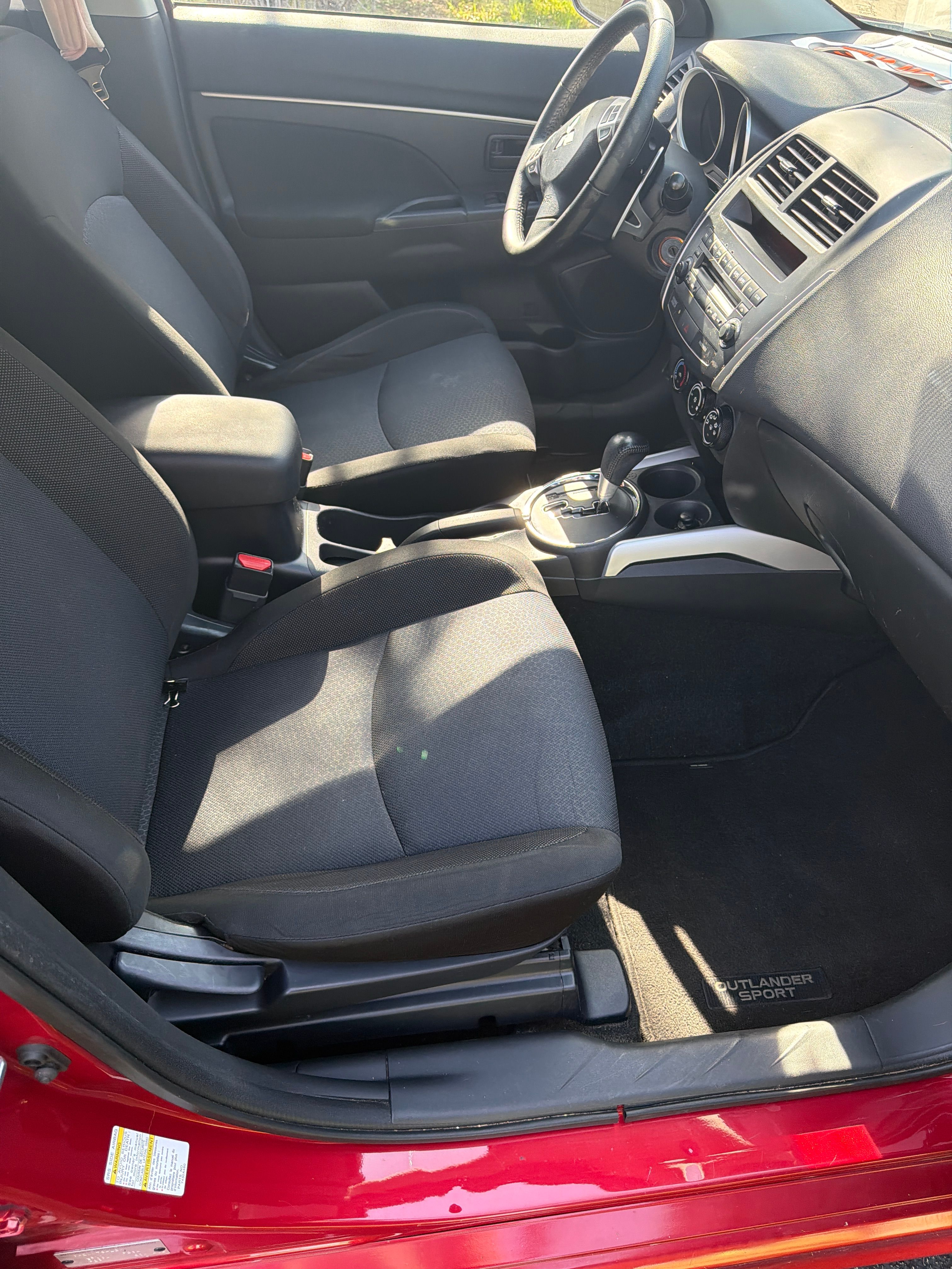 Used 2012 Mitsubishi Outlander Sport ES FWD image 16