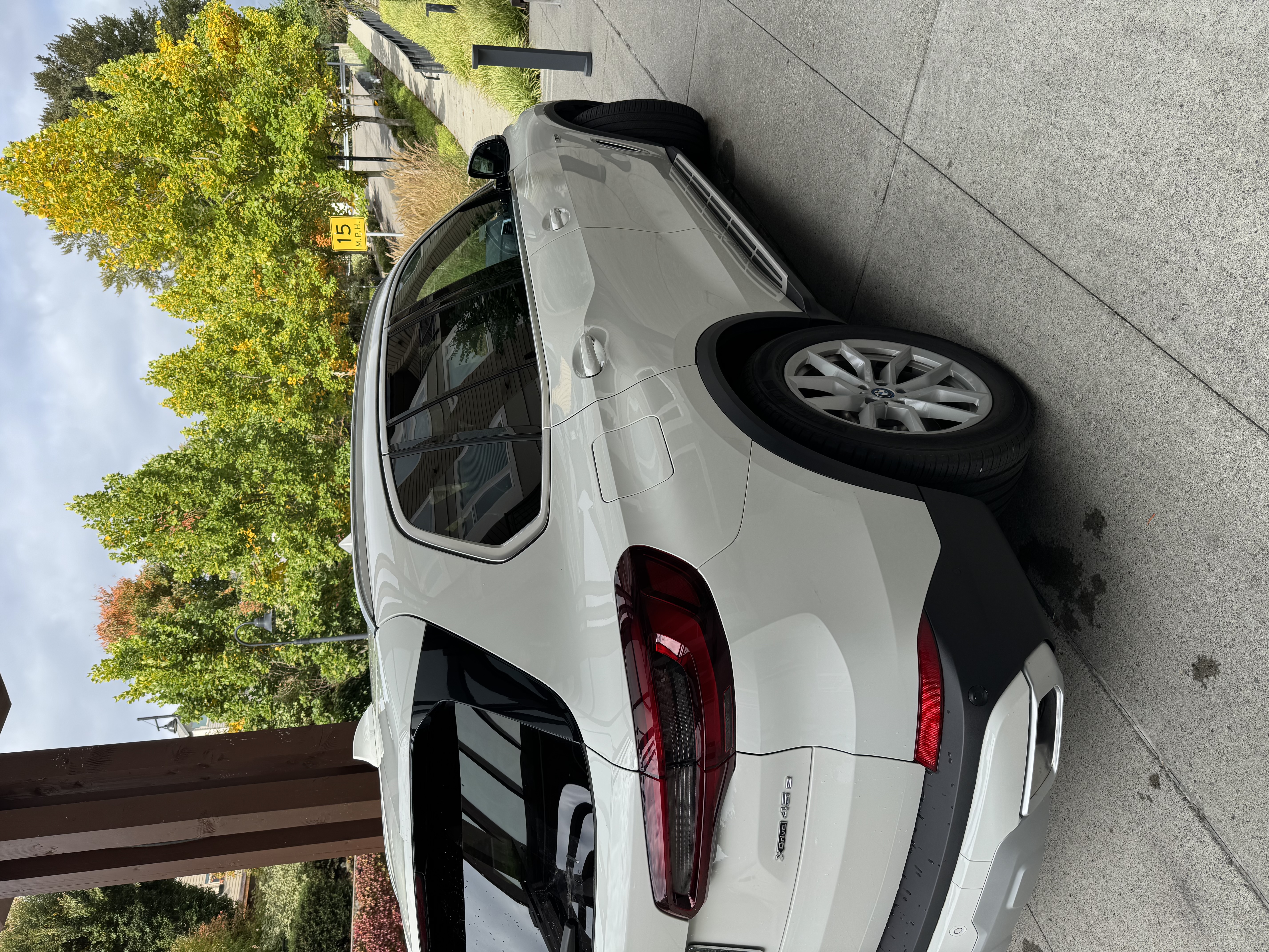 Used 2023 BMW X5 xDrive45e AWD/4WD image 14