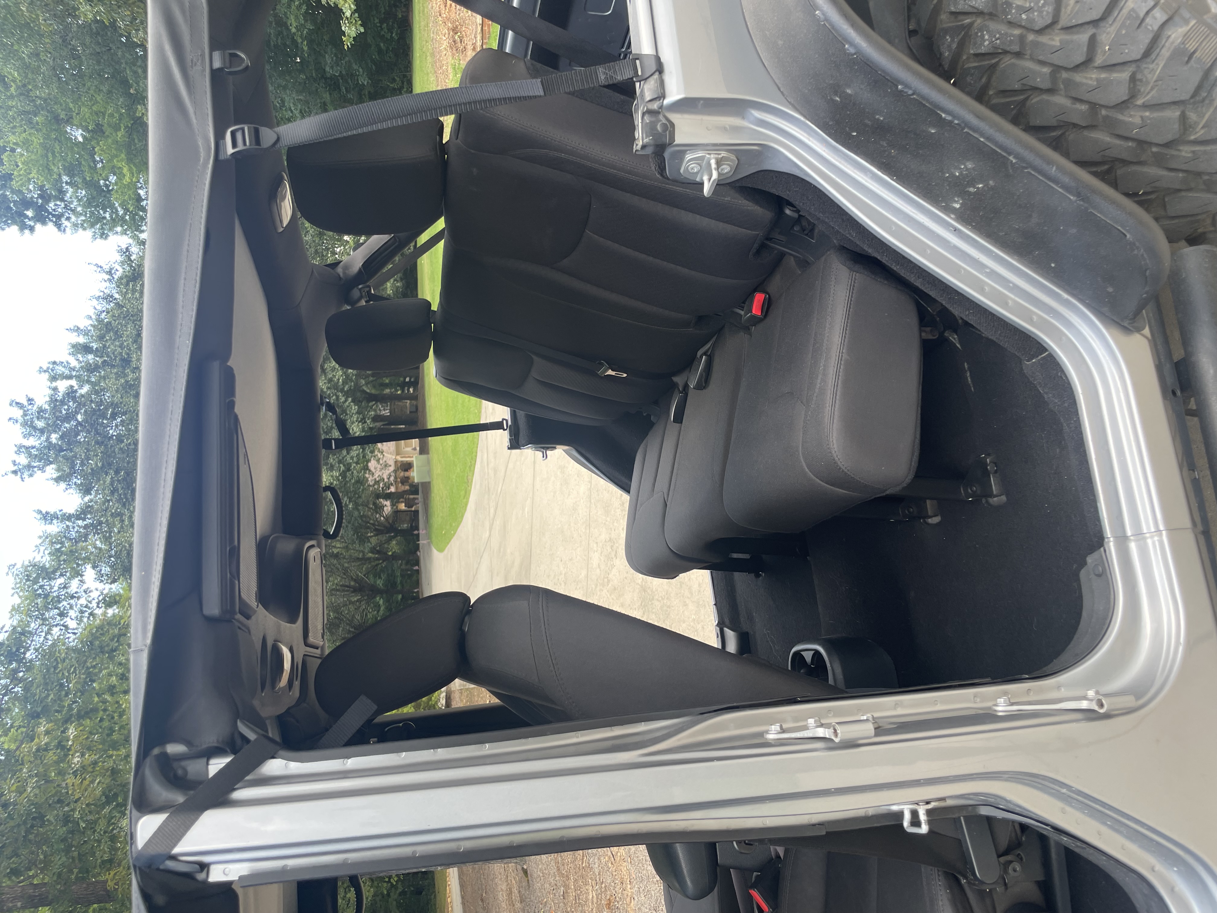 Used 2016 Jeep Wrangler Unlimited Sport w/ Quick Order Package 24S AWD/4WD image 11