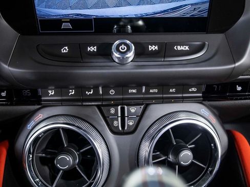 Used 2021 Chevrolet Camaro ZL1 RWD image 15