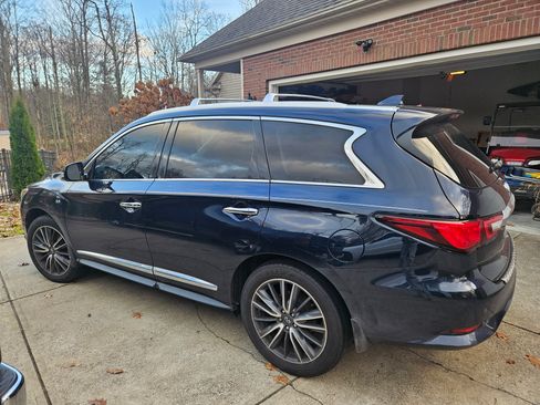 Used 2019 INFINITI QX60 Luxe w/ Sensory Package image 11