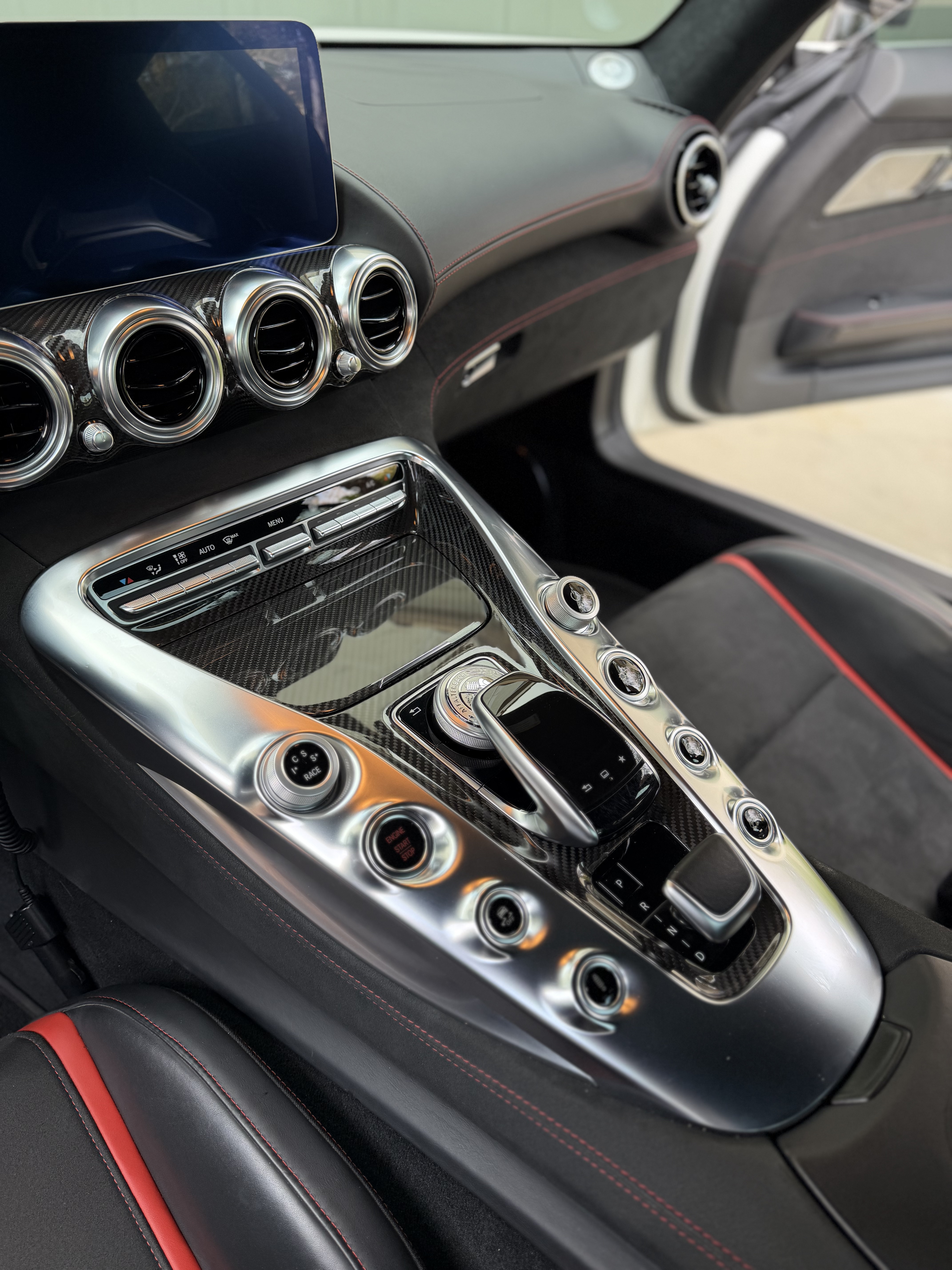 Used 2016 Mercedes-Benz AMG GT S w/ Exclusive Interior Package image 16