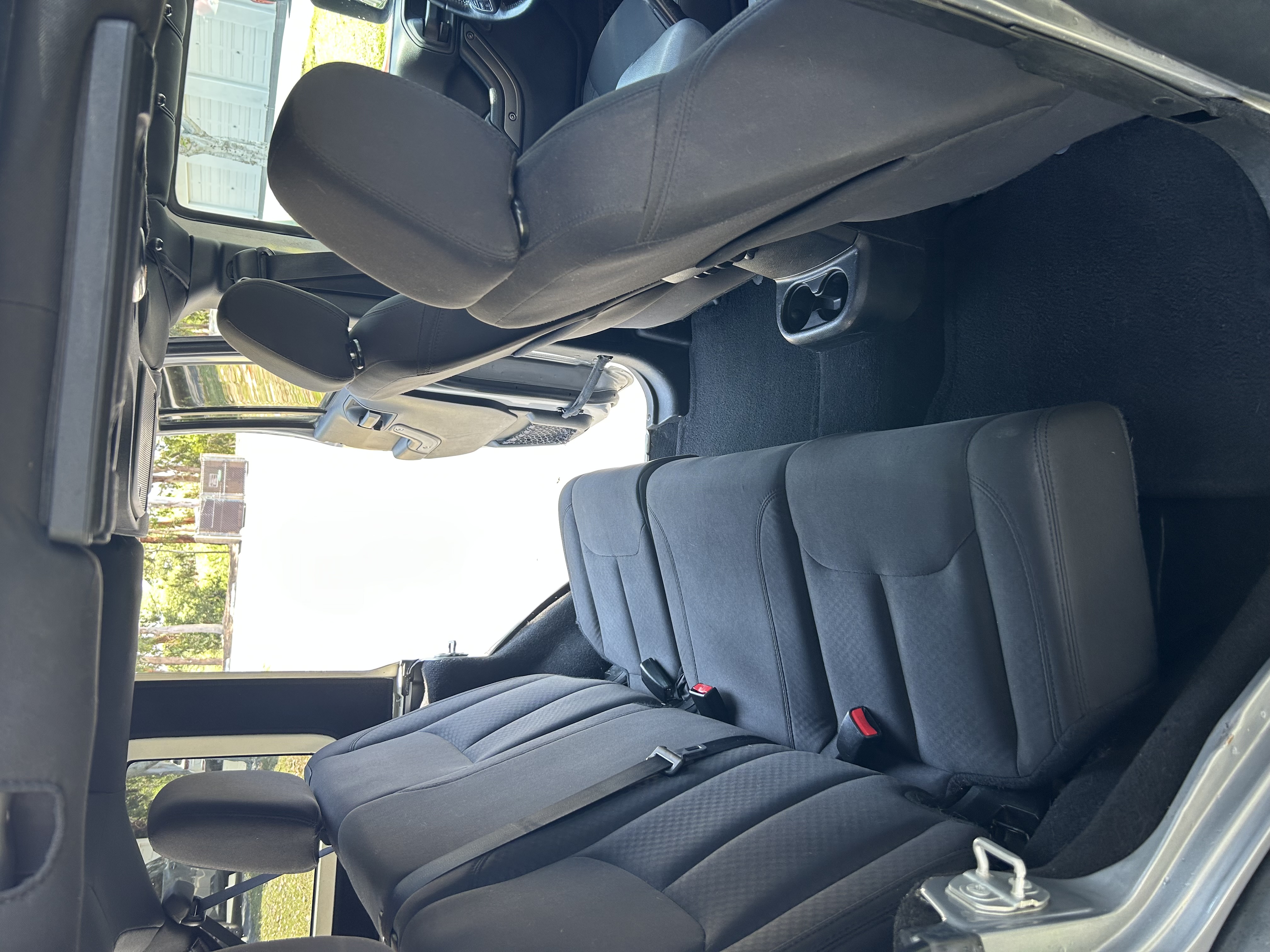 Used 2018 Jeep Wrangler Unlimited Sport S AWD/4WD image 11