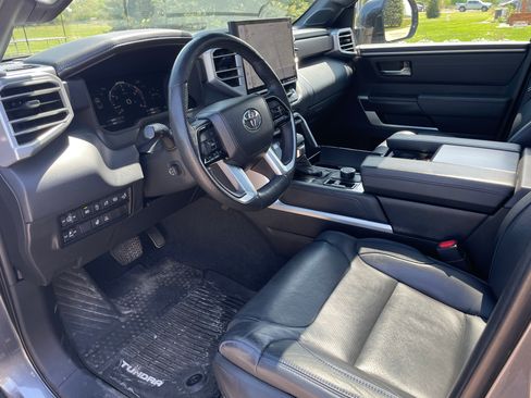 Used 2023 Toyota Tundra Platinum w/ Advanced Package AWD/4WD image 8