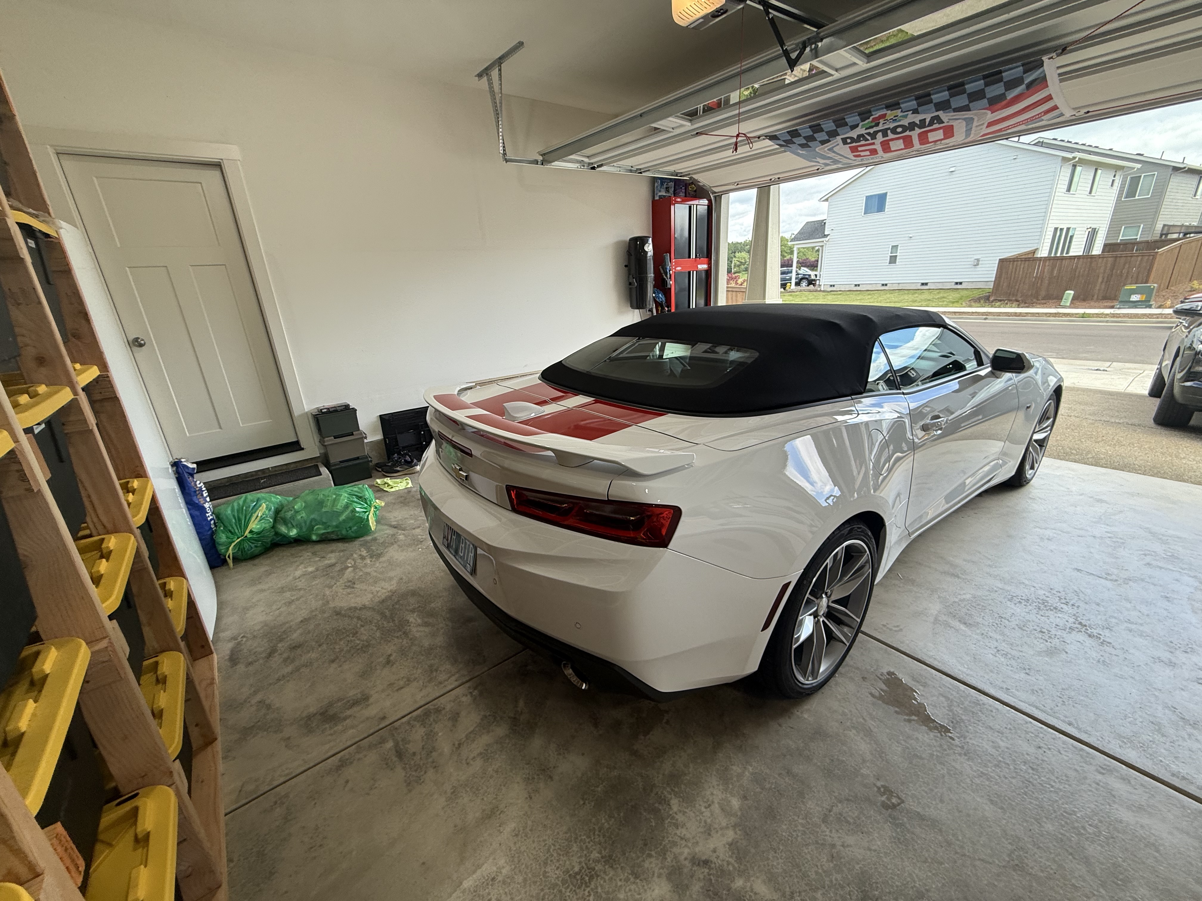 Used 2017 Chevrolet Camaro LT RWD image 10