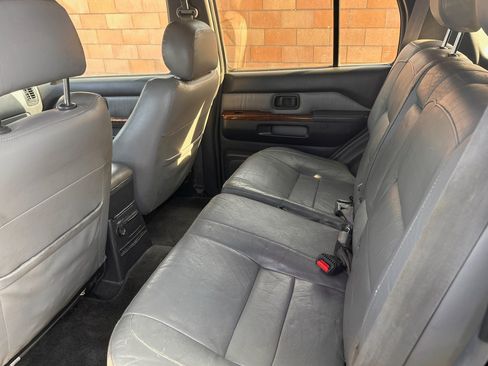 Used 1998 INFINITI QX4 4WD image 8