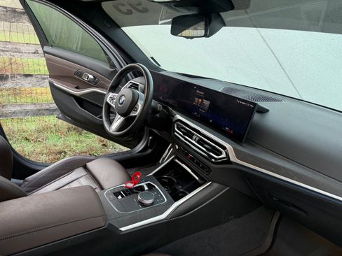 Used 2024 BMW M340i xDrive image 10