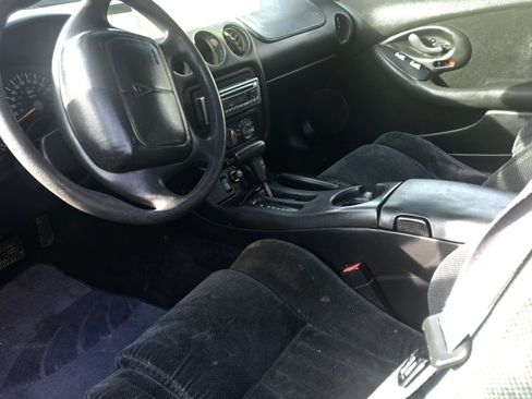 Used 2001 Pontiac Firebird Formula w/ Opt Pkg 1 image 8