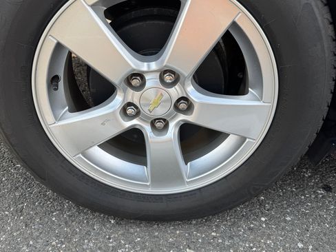 Used 2015 Chevrolet Cruze LT FWD image 17