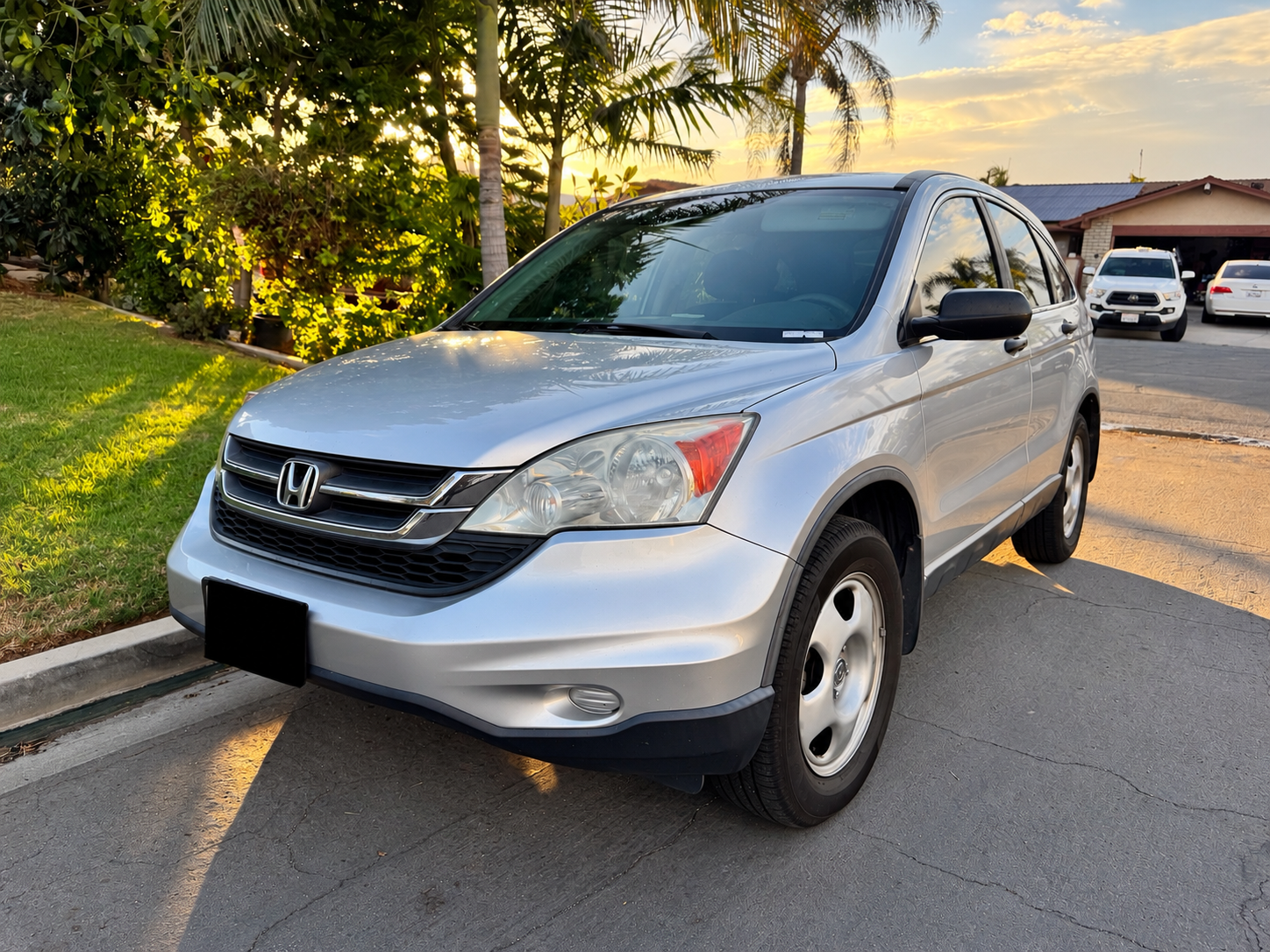 Used 2010 Honda CR-V LX image 1