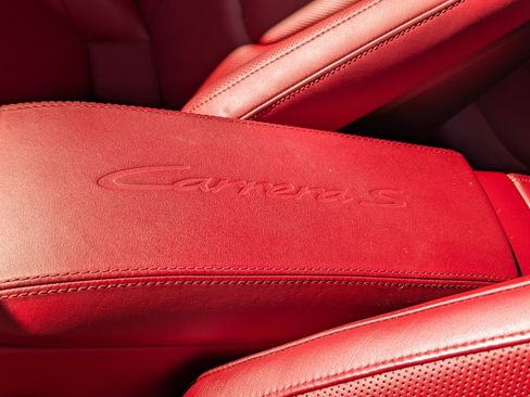 Used 2020 Porsche 911 Carrera S image 23