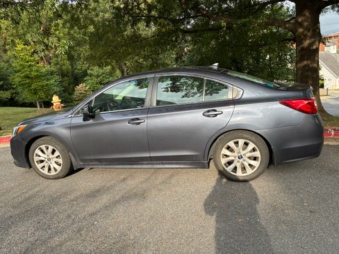Used 2016 Subaru Legacy 2.5i Premium image 6