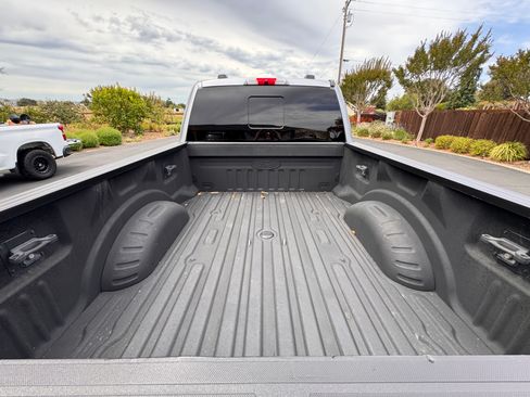 Used 2021 Ford F250 Lariat AWD/4WD image 9