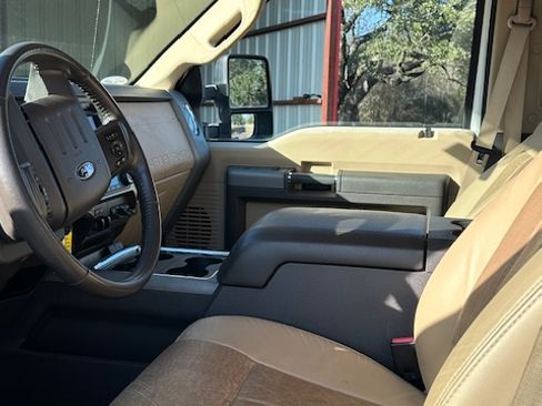 Used 2011 Ford F350 Lariat w/ Lariat Ultimate Pkg image 8