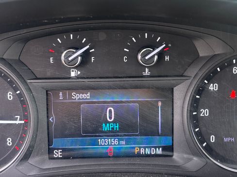 Used 2020 Buick Encore Essence w/ Experience Buick Package AWD/4WD image 12