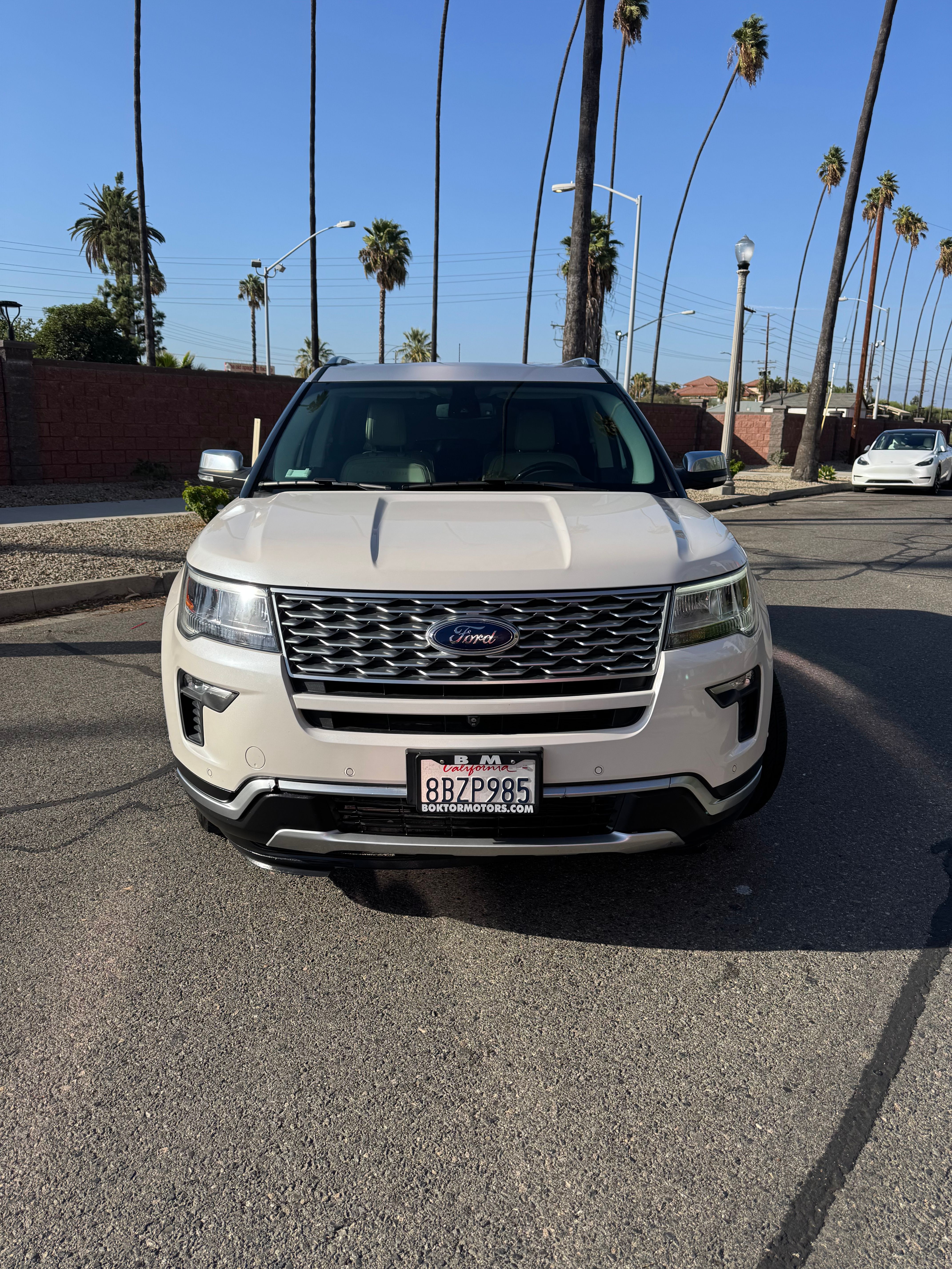 Used 2018 Ford Explorer Platinum AWD/4WD image 5