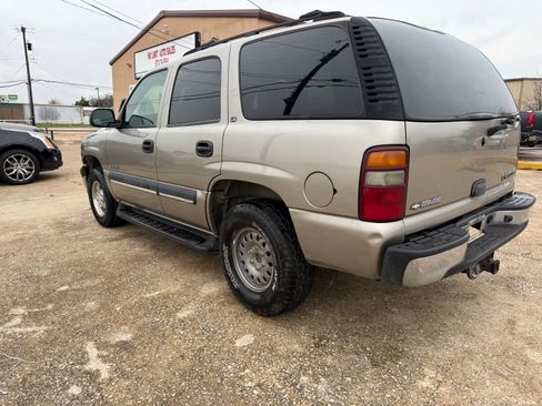 Used 2002 Chevrolet Tahoe LS image 1
