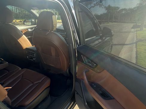 Used 2017 Audi Q7 3.0T Premium Plus image 9