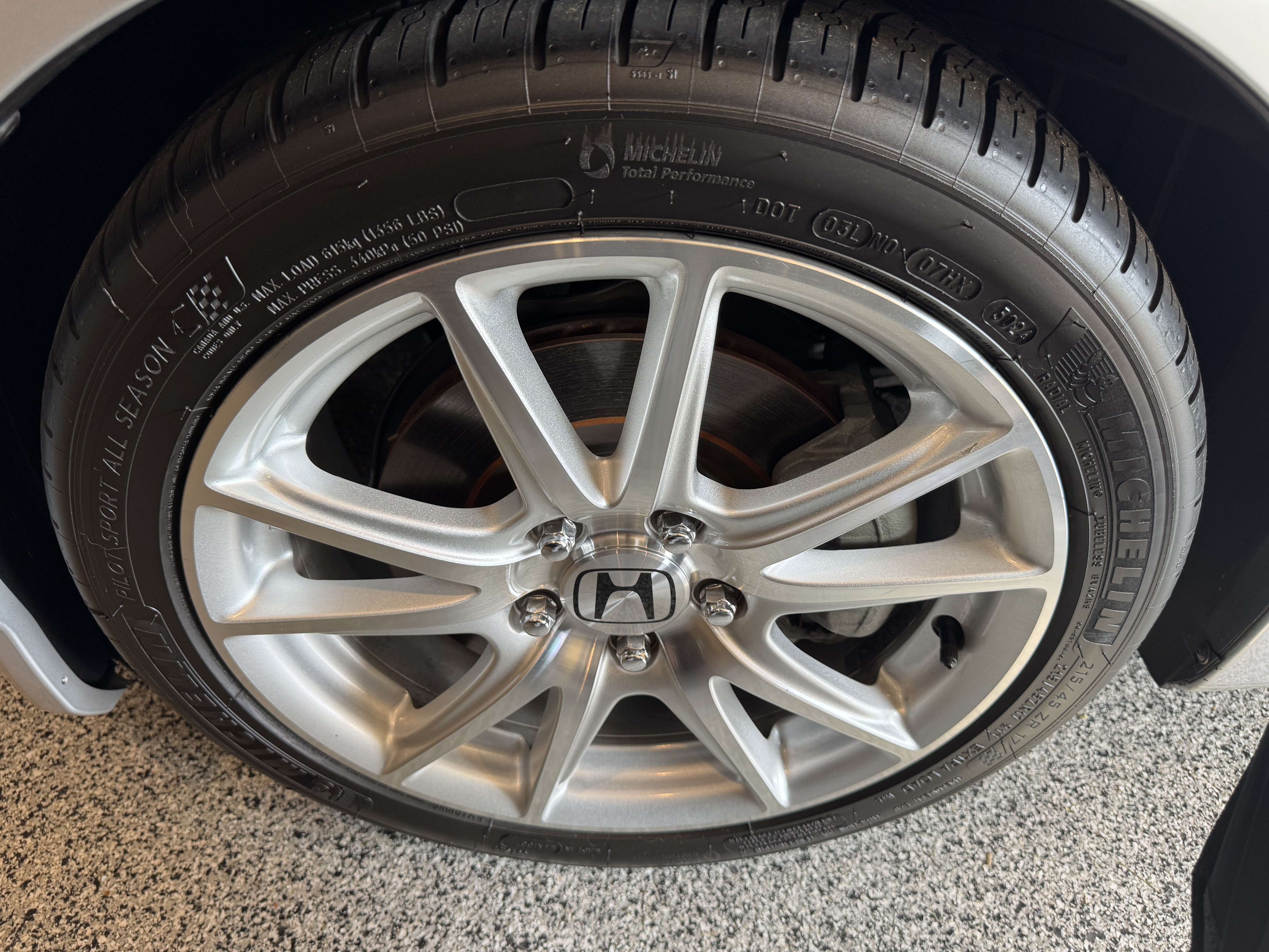 Used 2005 Honda S2000 image 10